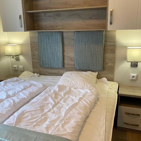 מלון Stouby Rosenvold Strand Camping מראה חיצוני תמונה